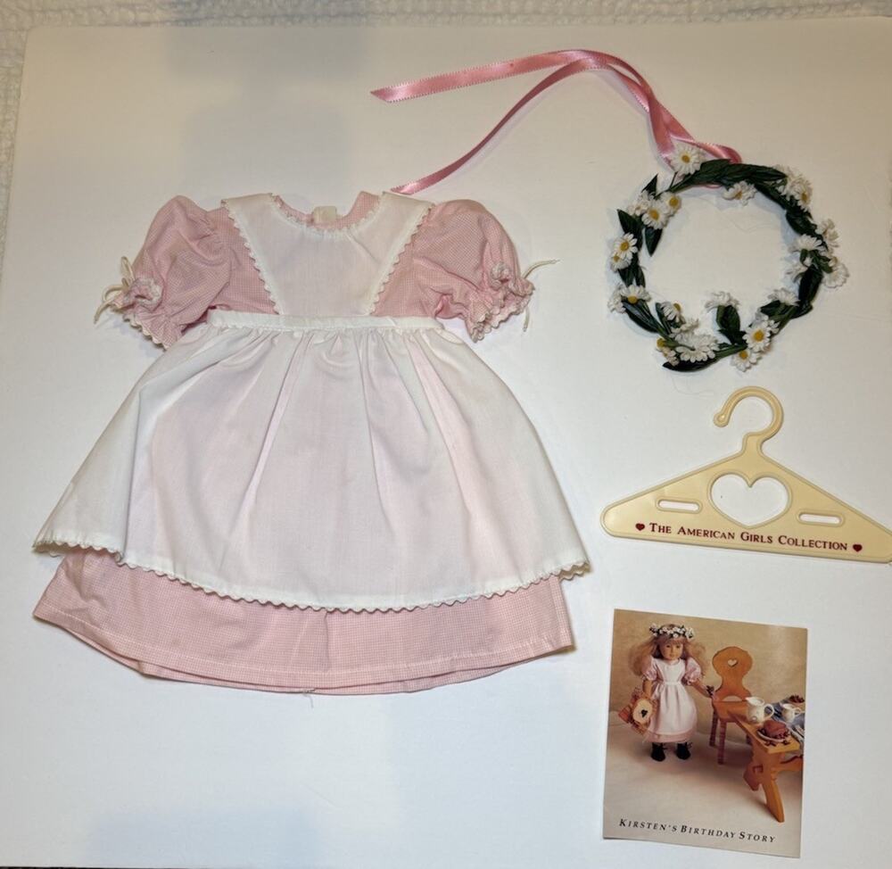 American Girl Kirsten Birthday Dress Wreath Hanger Book Pleasant Company Vintage